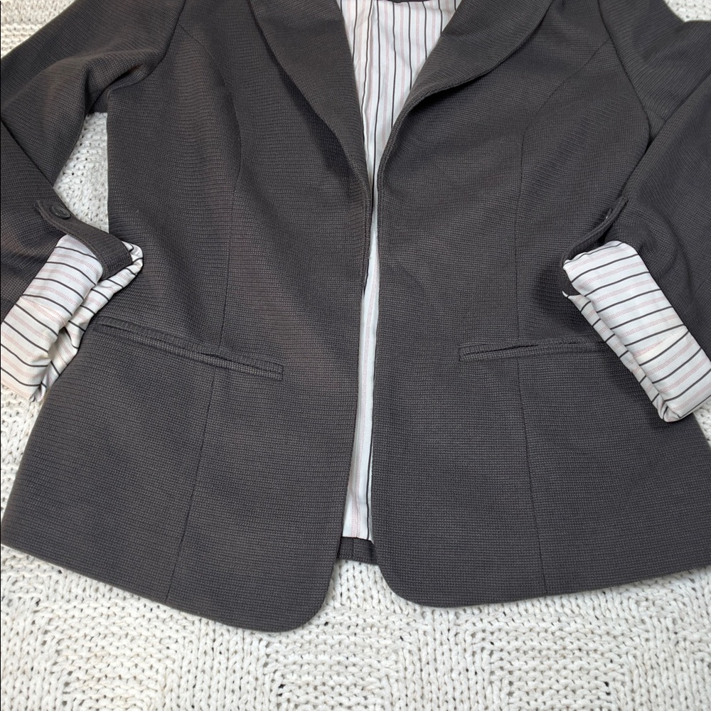 41 Hawthorn Blazer - Picture 3 of 16